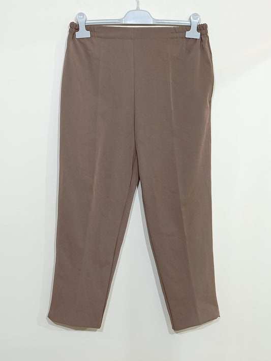 Pantalon marron clair Taille 38/40