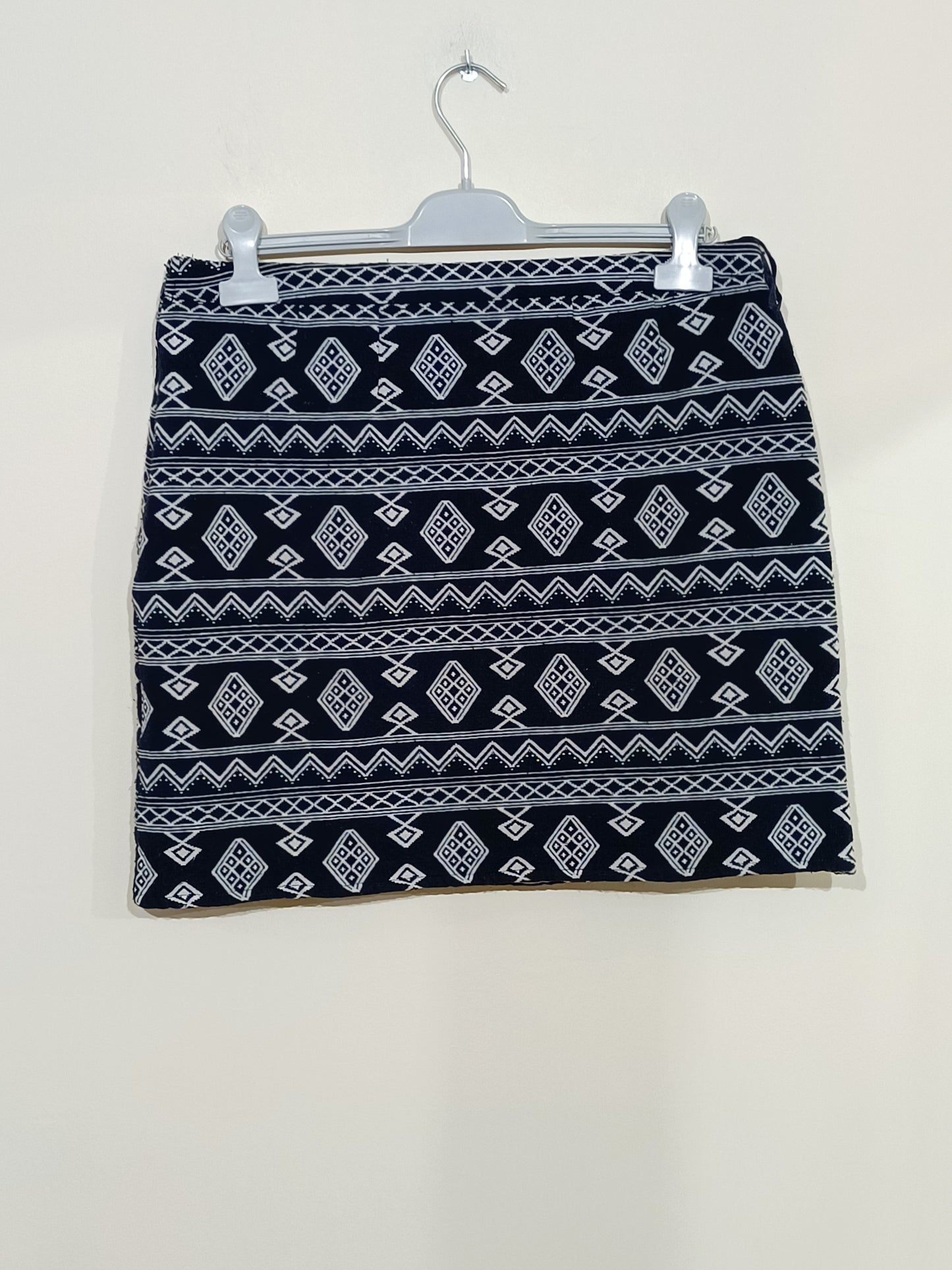 Jupe droite Kiabi bleue marine à motifs Taille L