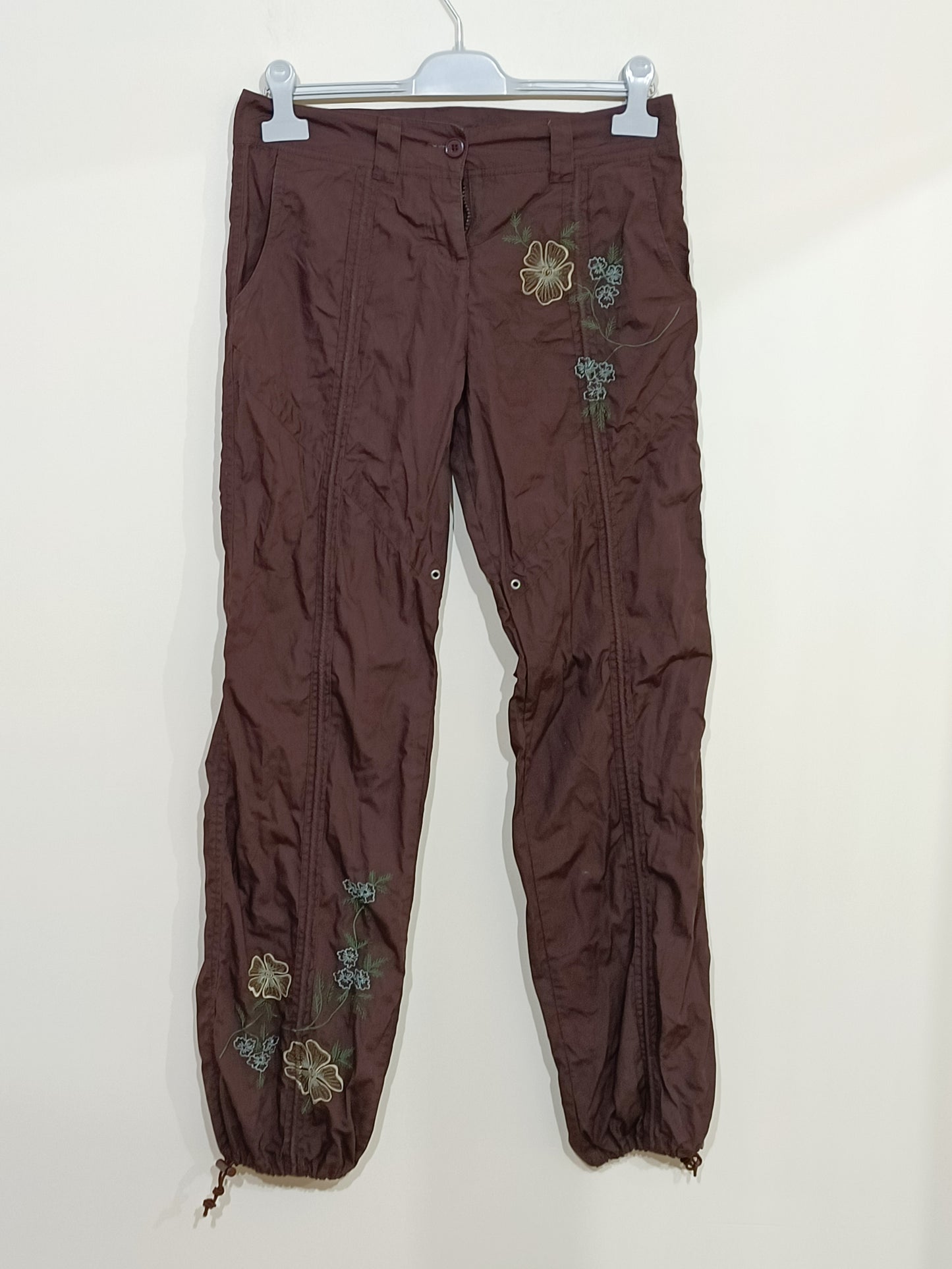 Pantalon Top Studio marron avec fleurs brodées Taille 38