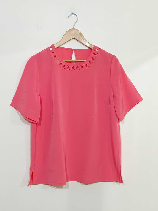 t-shirt-fluide-corail-col-fantaisie-taille-46-la-friperie-d'emilie-ts-femmes-taille-46-0