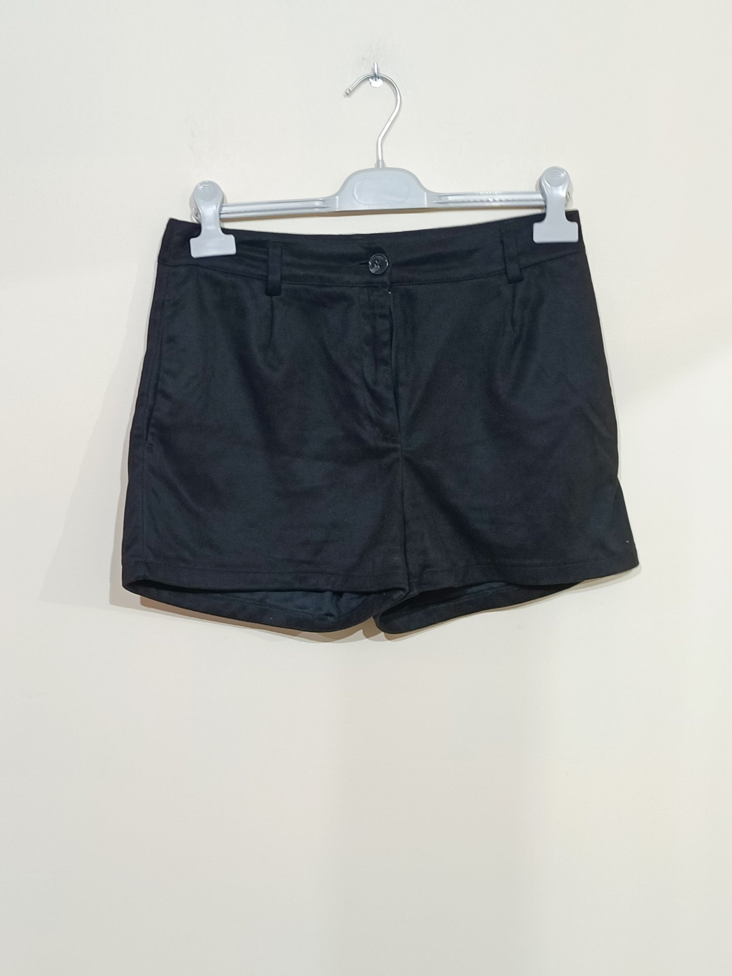 Short Kiabi noir effet peau de pêche Taille 38