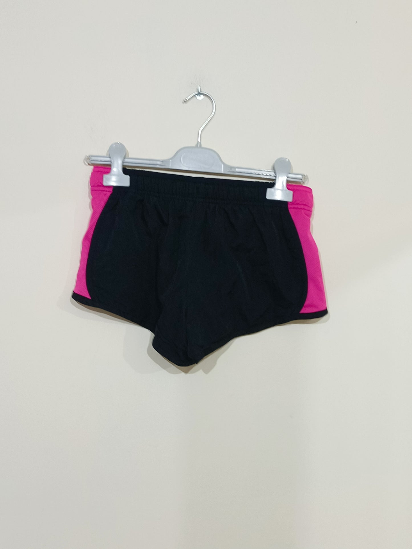 Short Crivit noir et rose Taille XS