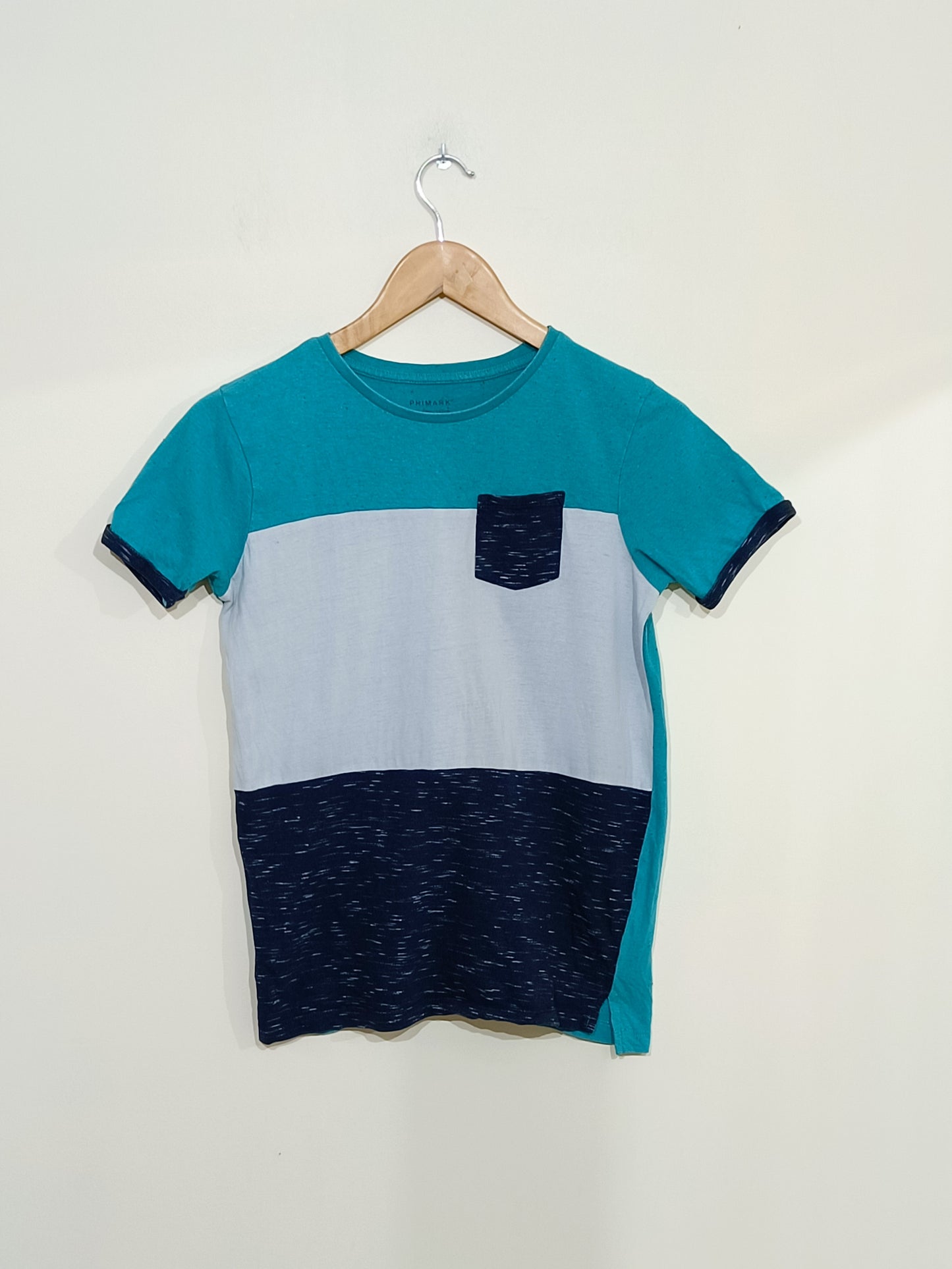 T-shirt Primark rayé Taille 11/12 Ans