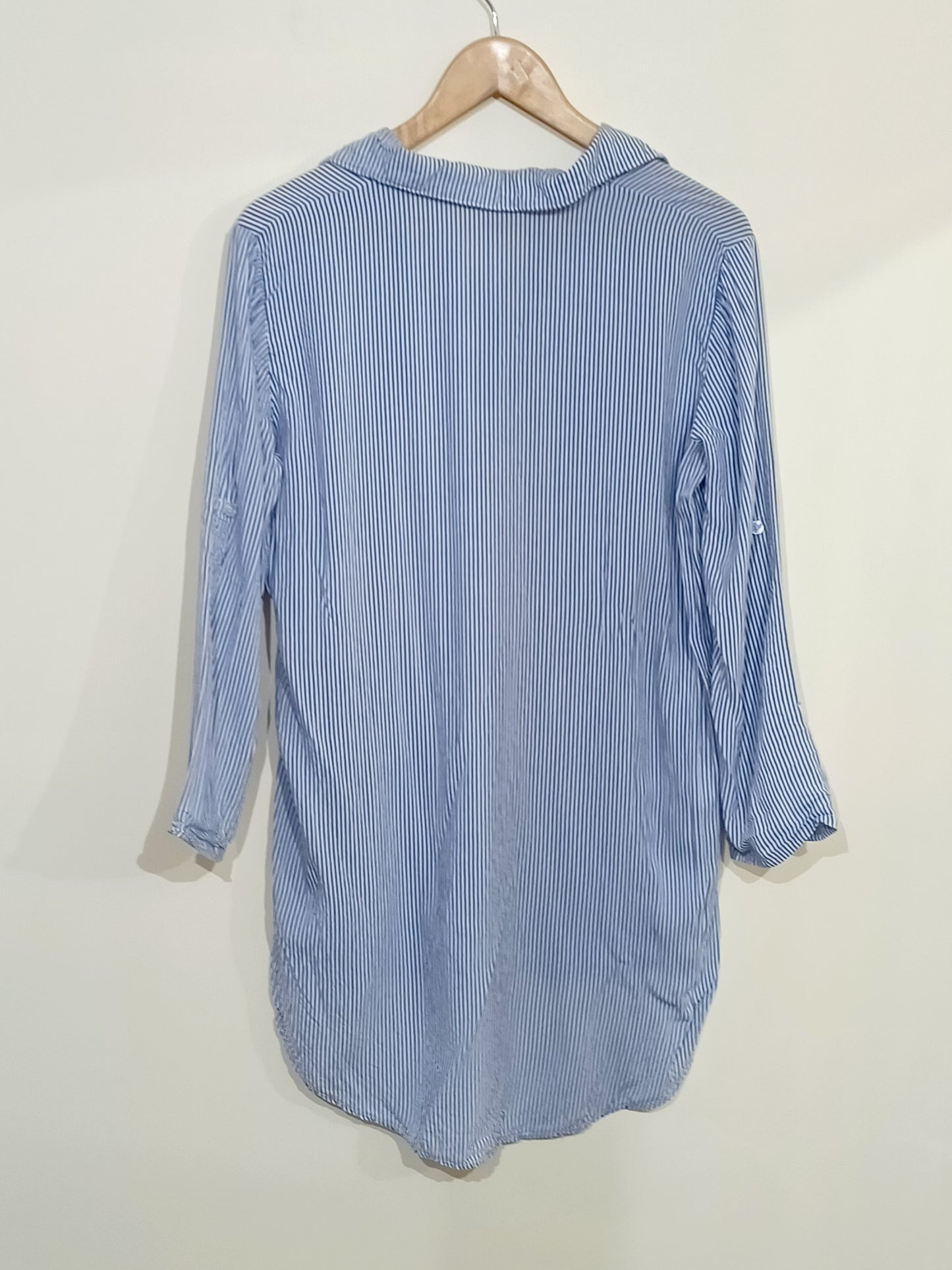 Chemise longue rayée bleue et blanche Taille L