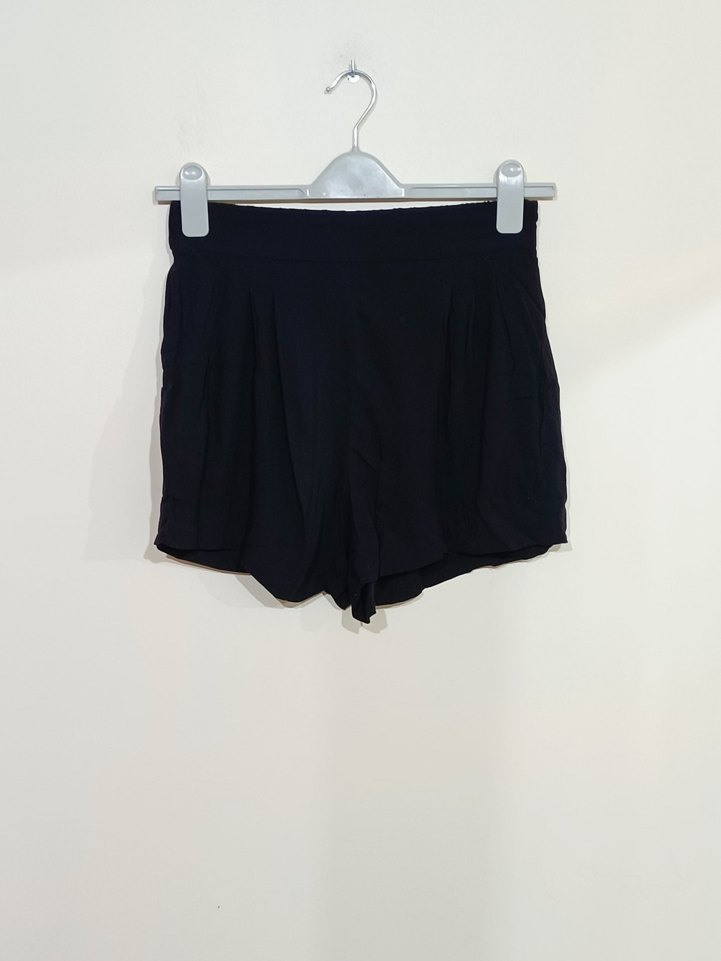 Short fluide H&M noir taille 38
