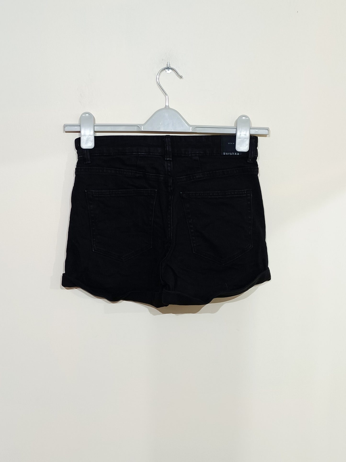 Short en jeans Bershka noir Taille 36