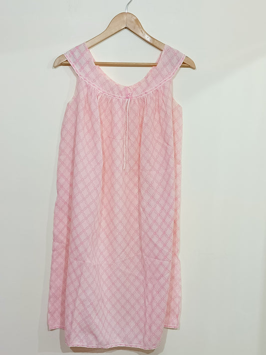 Chemise de nuit  sans manche Pepita beige à motifs rose Taille 42