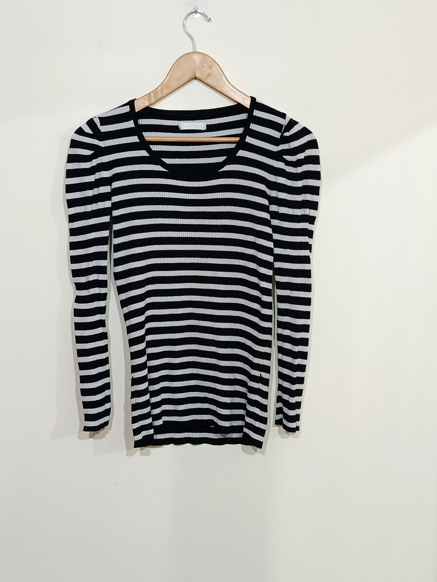 Pull Promod rayé noir et blanc Taille 38