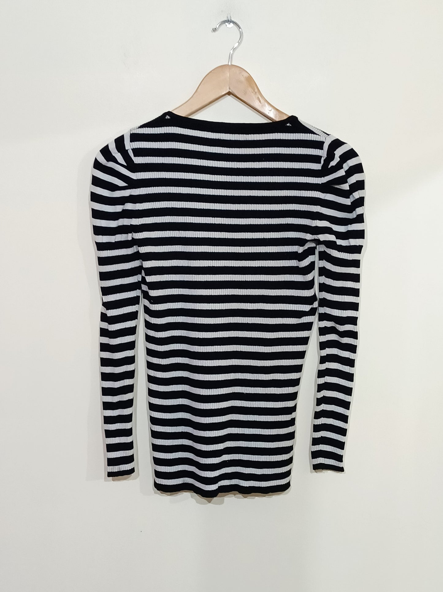 Pull Promod rayé noir et blanc Taille 38