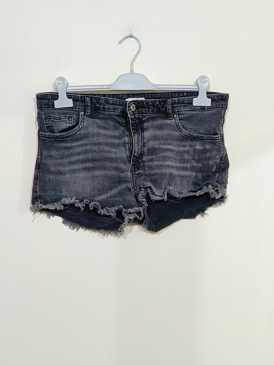 Short H&M noir délavé Taille 42