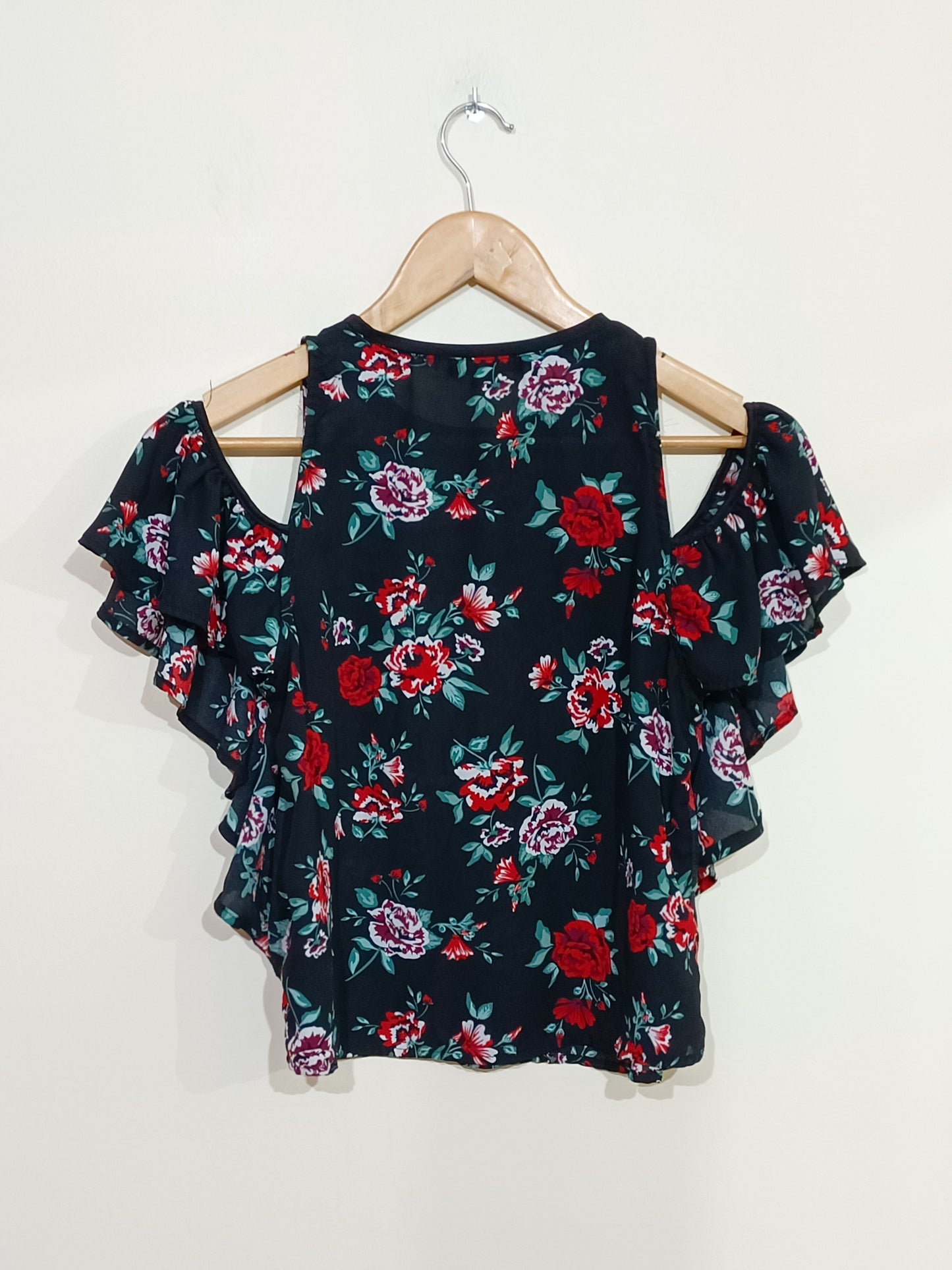 T-shirt Jennyfer noir avec motifs roses Taille S