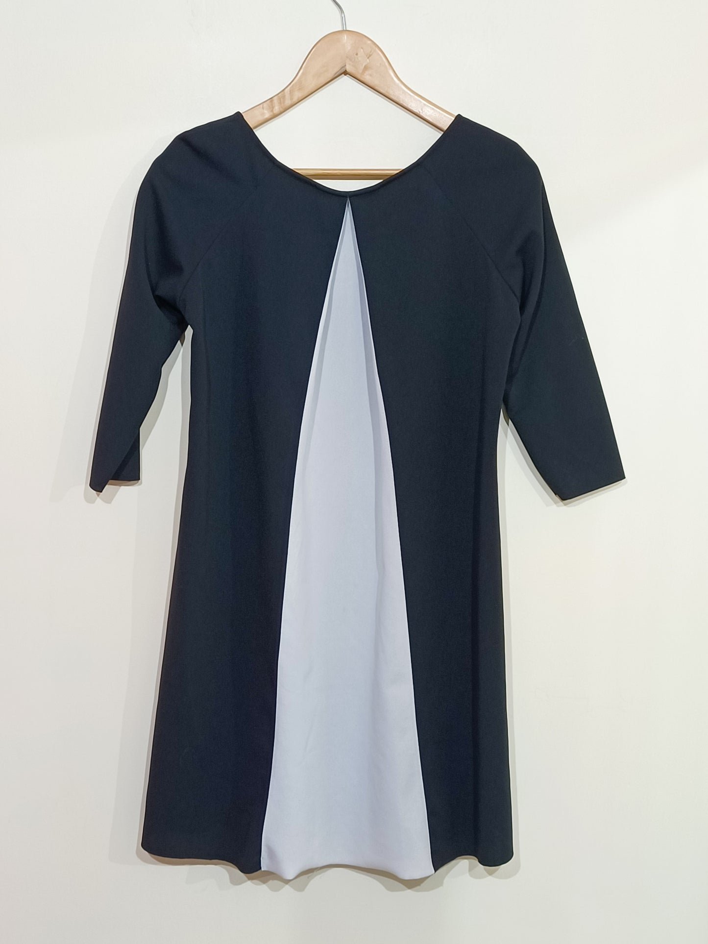 Robe manches 3/4 Please noire et blanche Taille 38