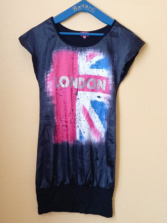 Robe manches courtes Sismix noire avec impression Taille 16 Ans