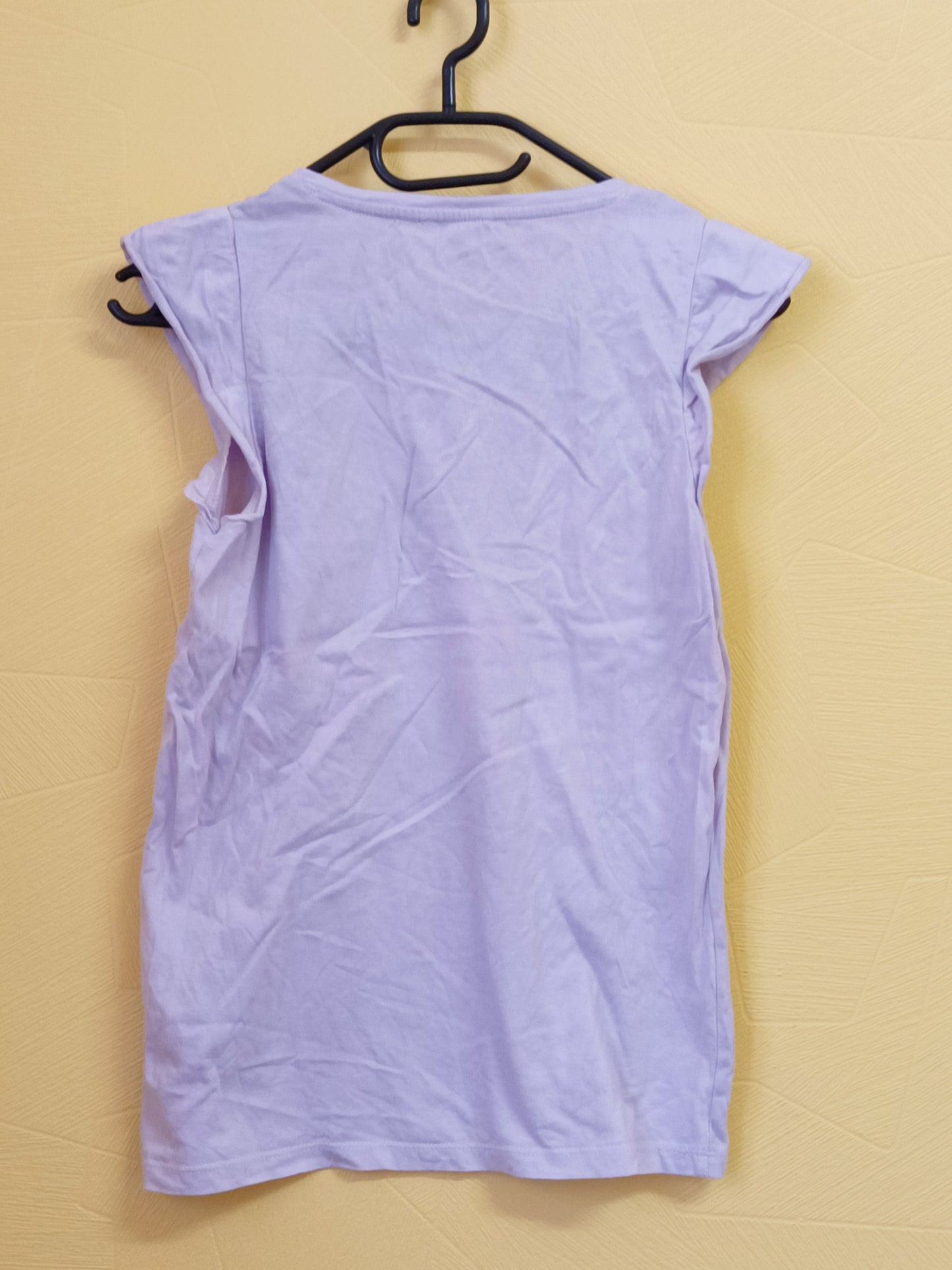 T-shirt Gémo violet clair avec impression Taille 12 Ans