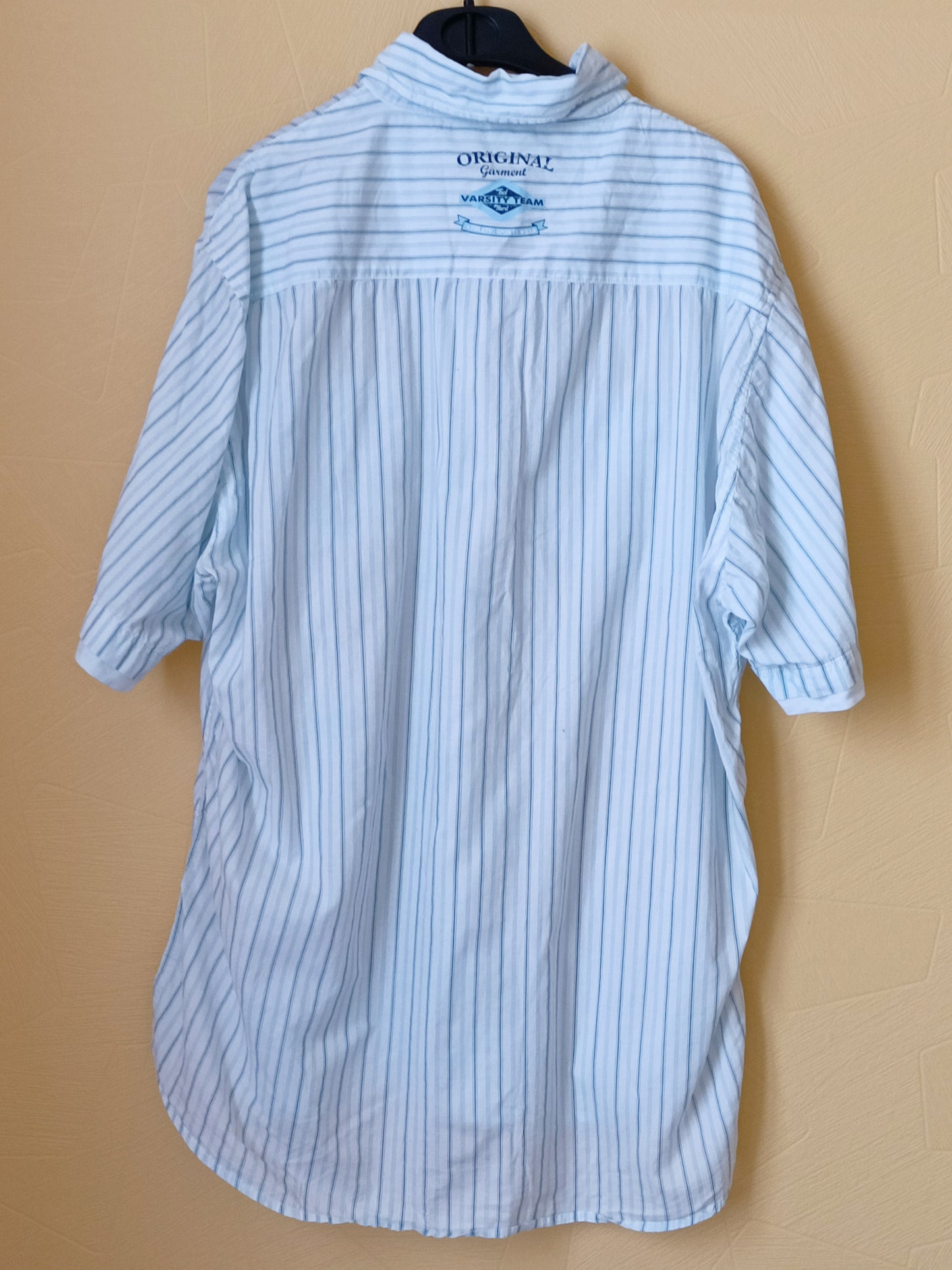 Chemise manches courtes Kiabi rayée bleue et blanche Taille XL