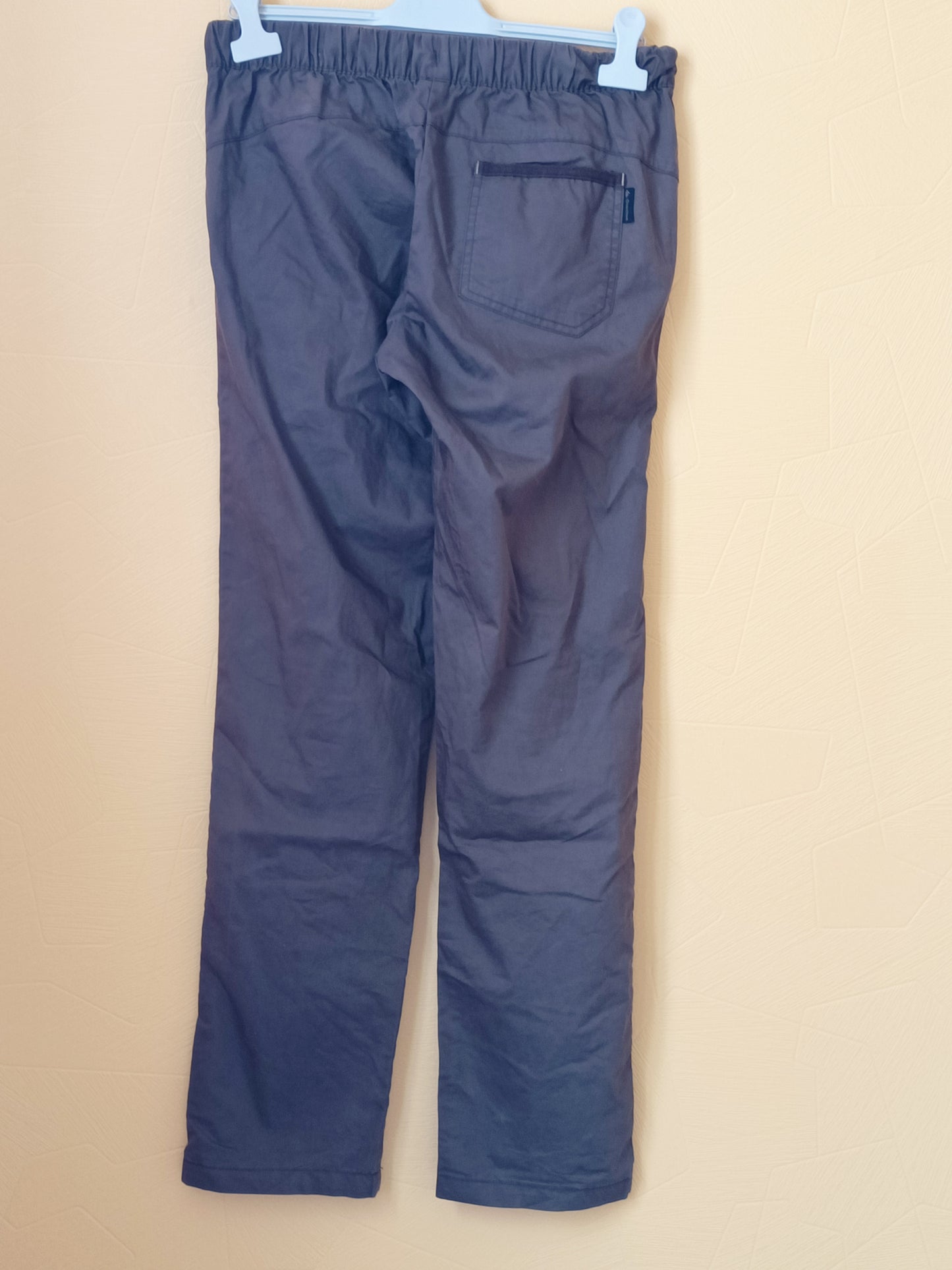 Pantalon léger Quechua marron Taille 42