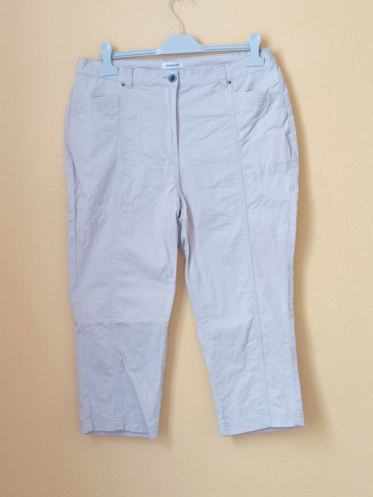 Pantacourt Damart beige Taille 46