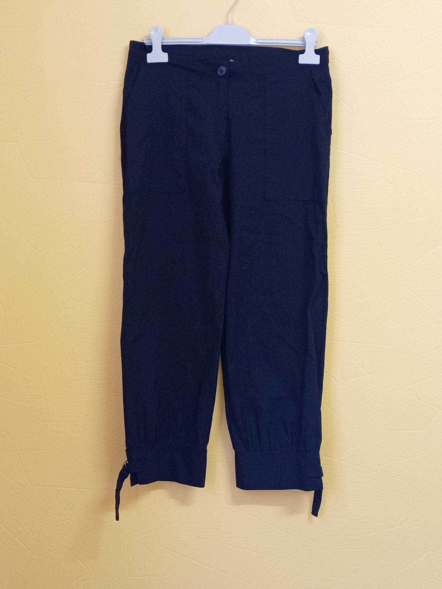 Pantacourt noir Taille 44