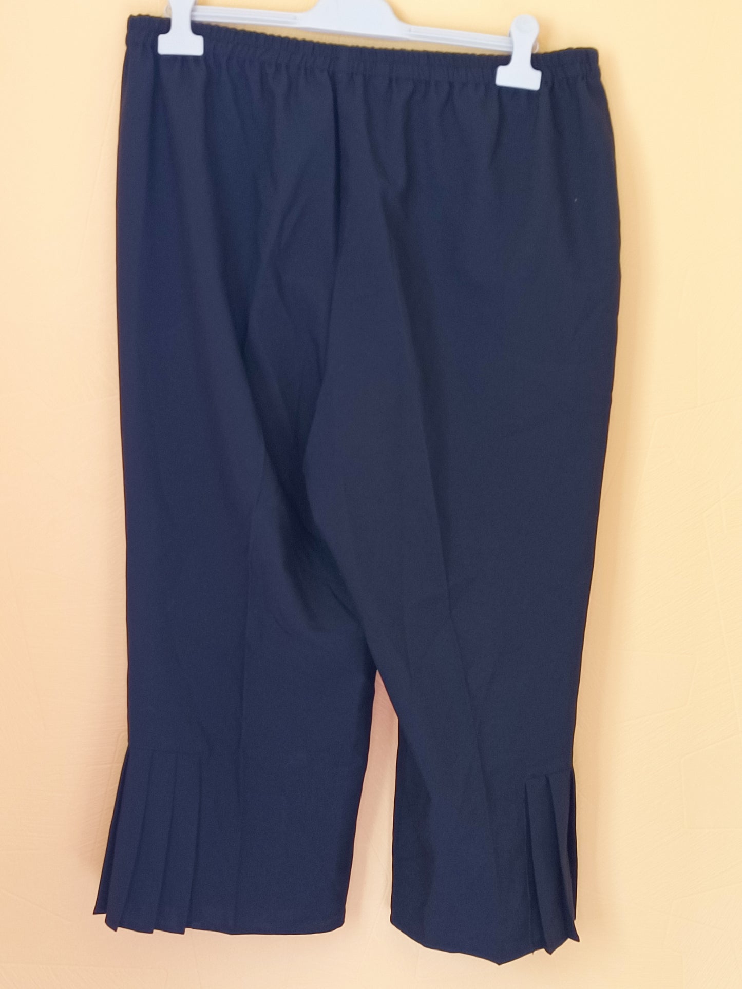 Pantacourt noir Taille 52