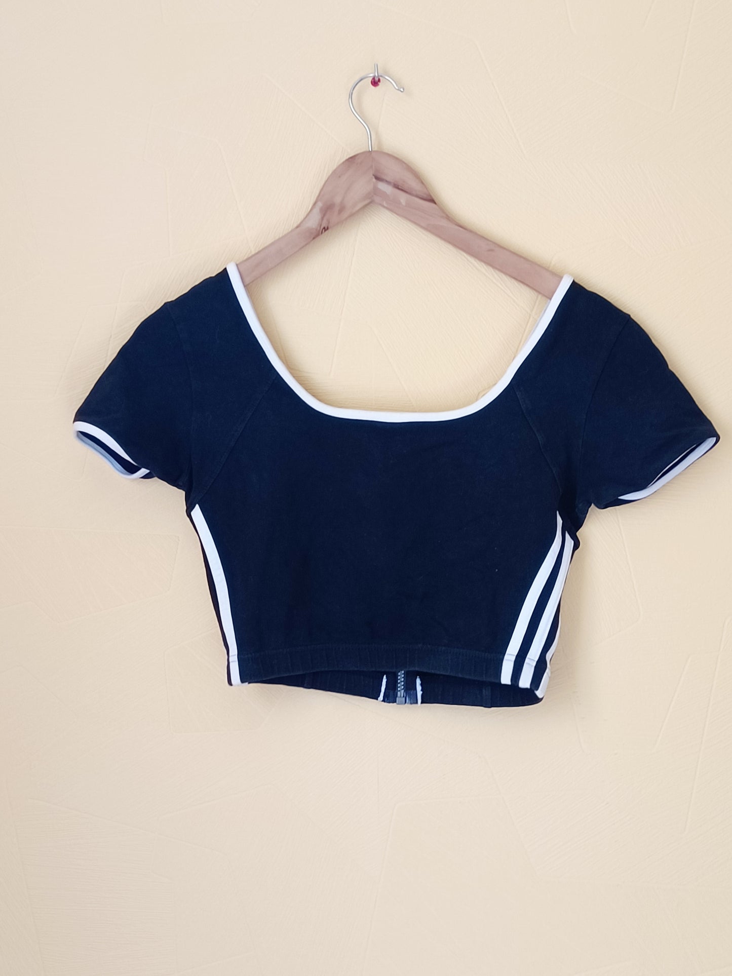 Crop Top Adidas noir Taille 42