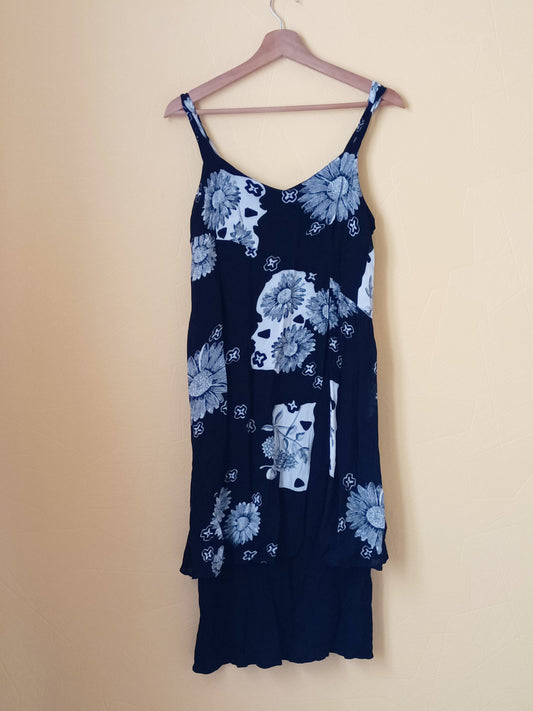Robe à bretelles Tilber noire fleurie Taille 38