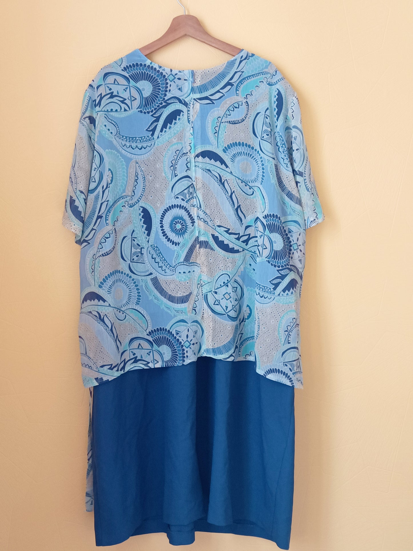 Robe manches courtes Daxon bleue à motifs Taille 62
