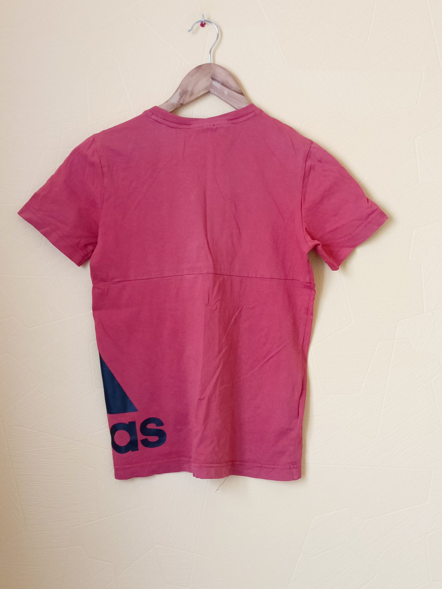 T-shirt Adidas rouge avec impression Taille 10 Ans