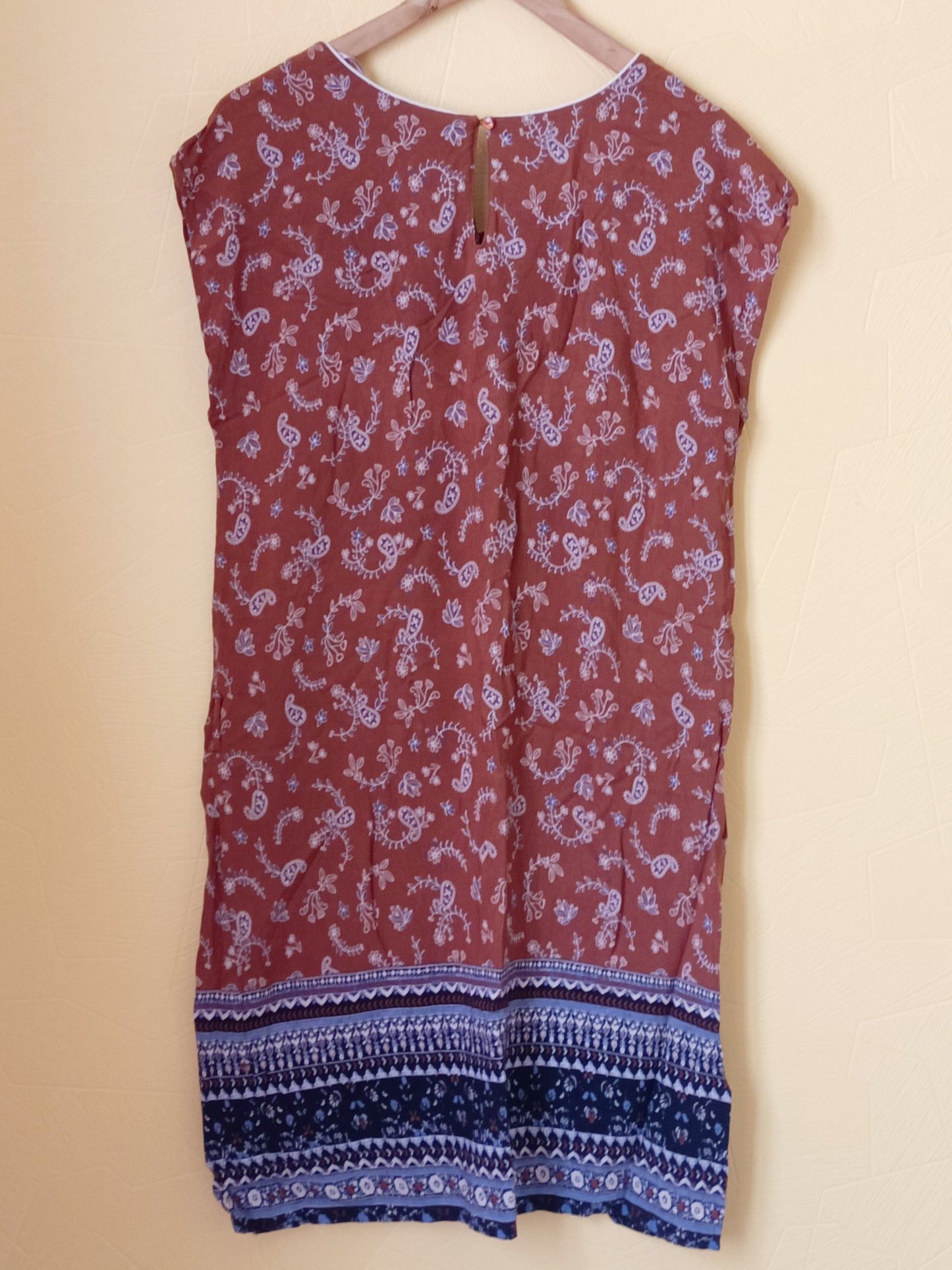 Robe manches courtes Gémo imprimée Taille 44