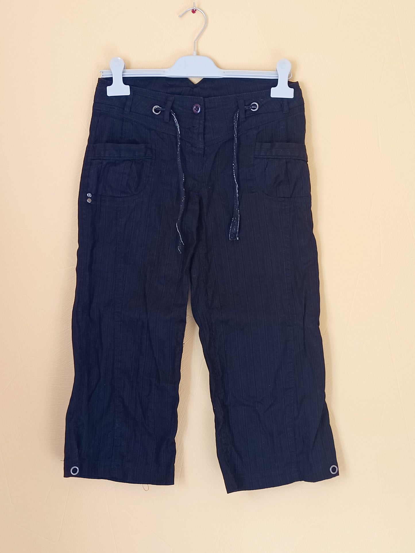 Pantacourt Spot noir Taille 36