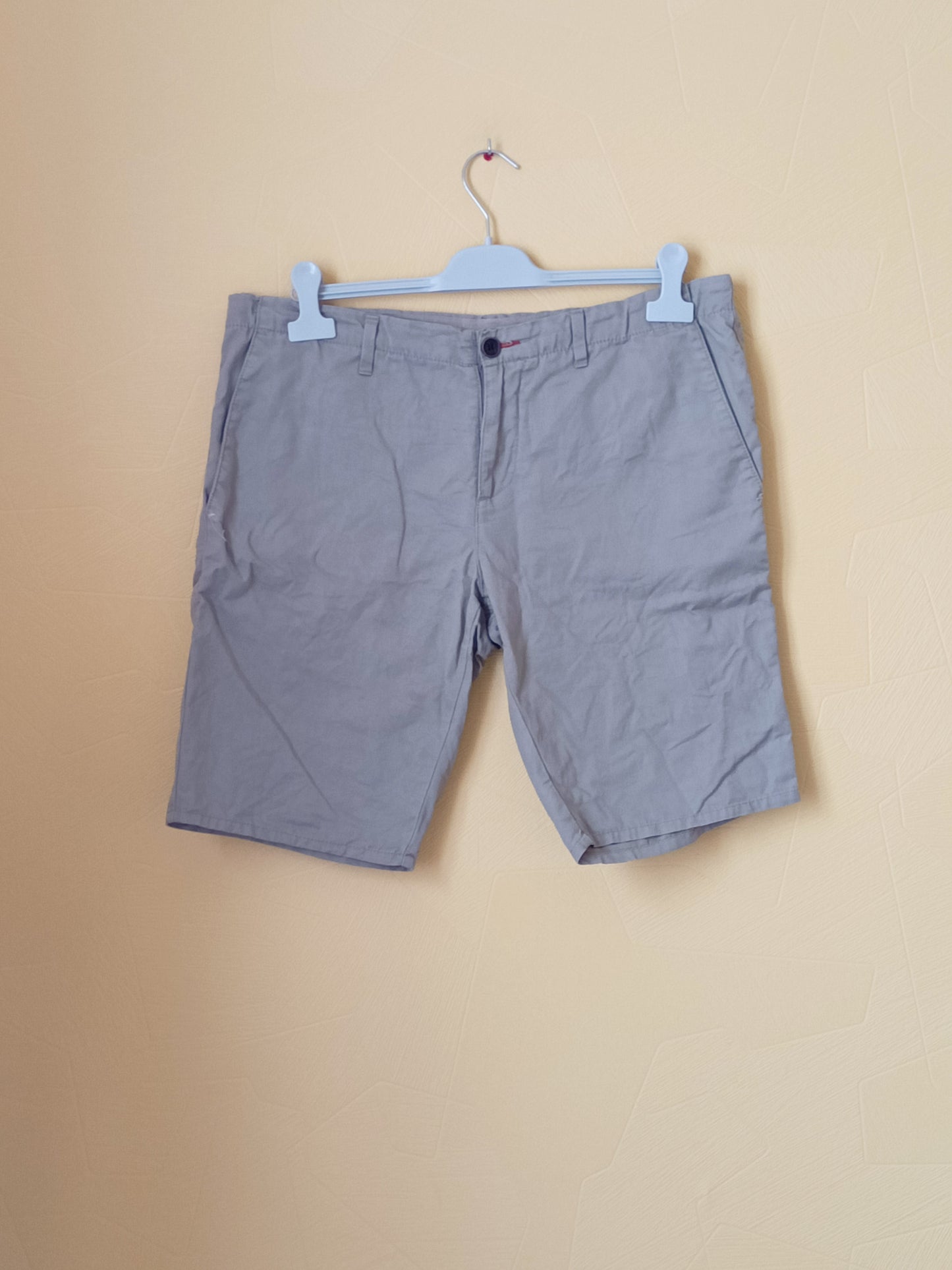 Short Sisley beige Taille 44