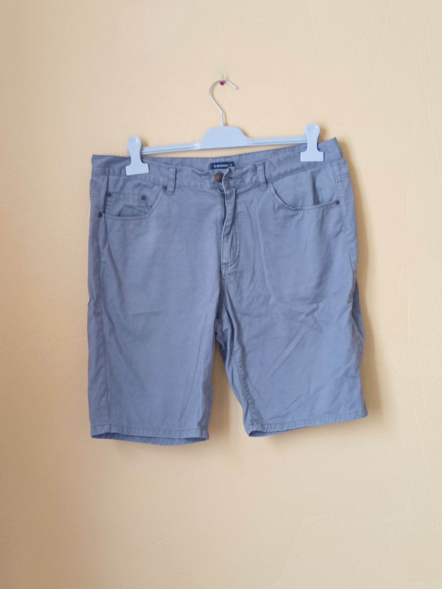 Short In extenso gris Taille 44