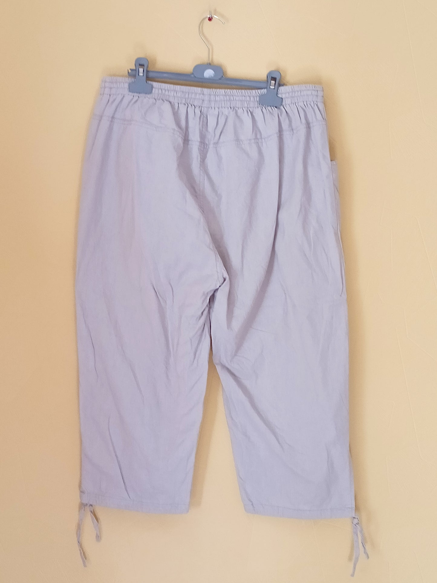 Pantacourt léger Elégance beige Taille 52/54