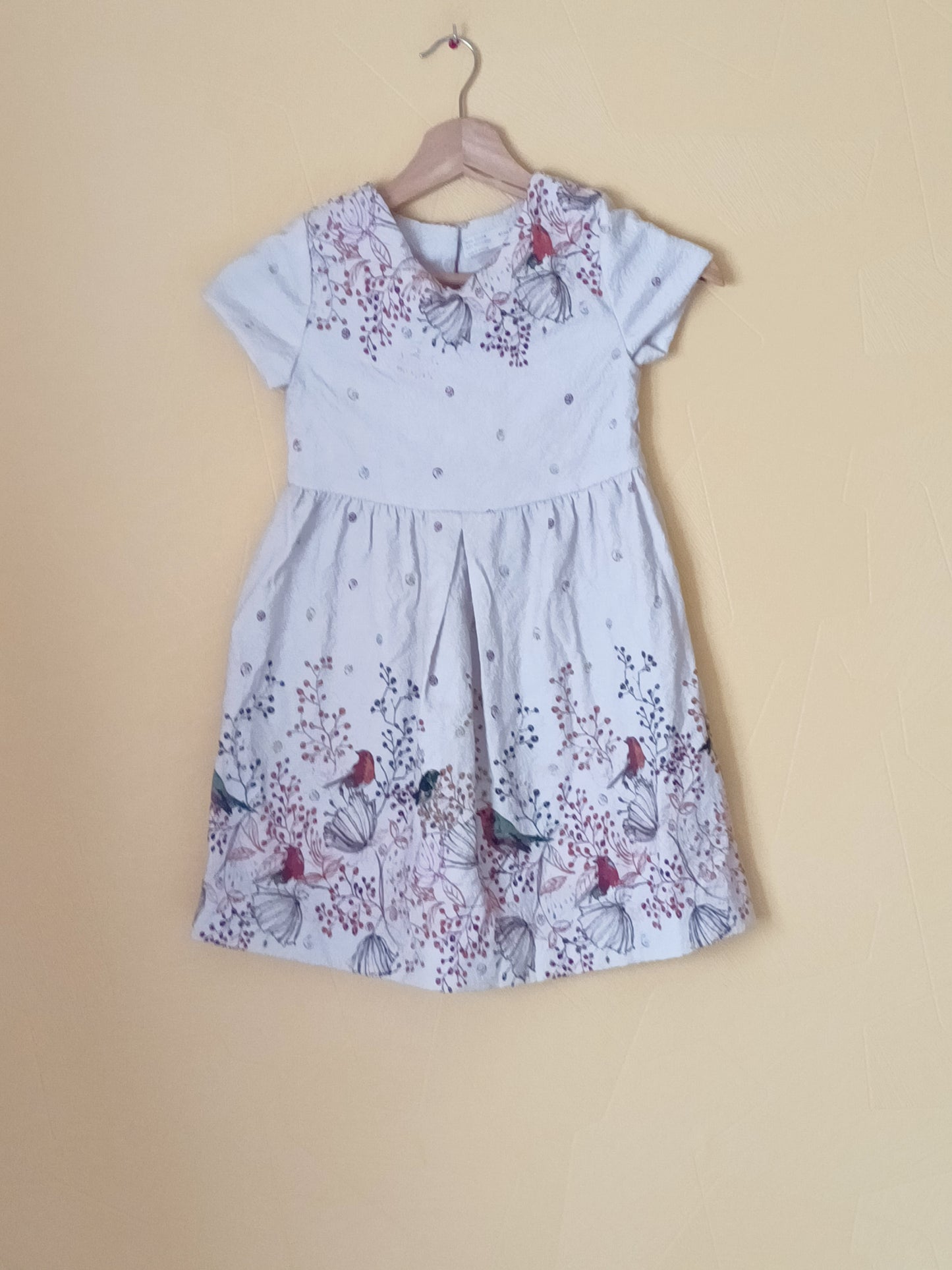 Robe manches courtes Zara Girls beige à motifs Taille 8 Ans