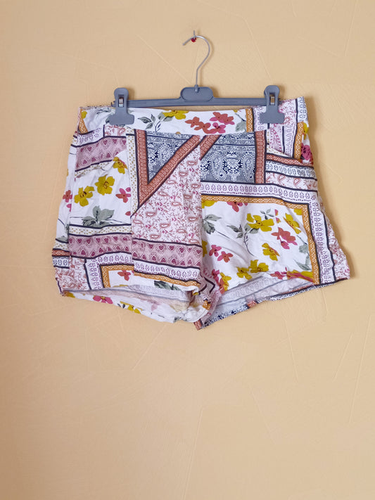 Short Pimkie blanc à motifs Taille 40