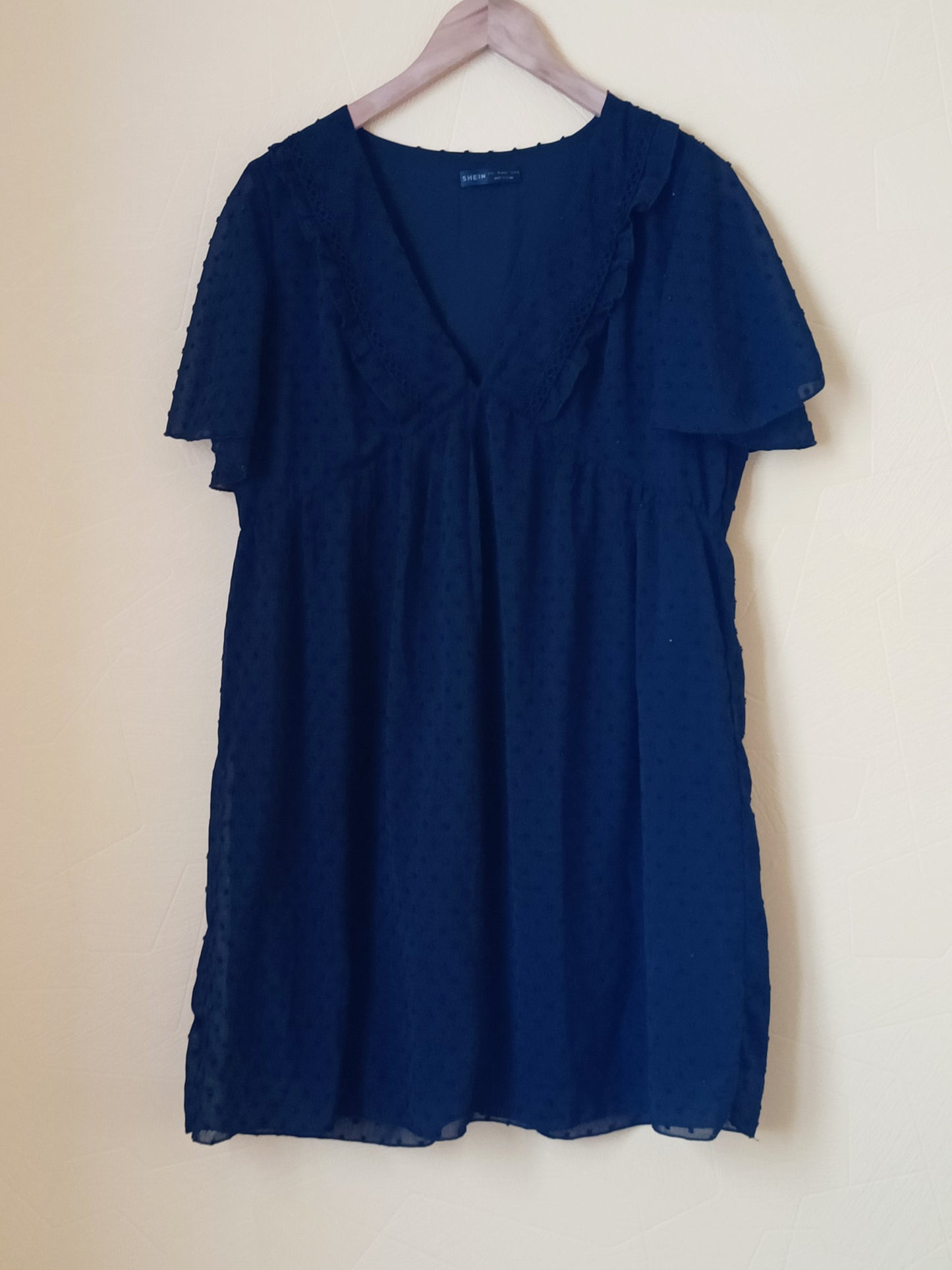 Robe manches courtes Shein noire à pois Taille 40/42