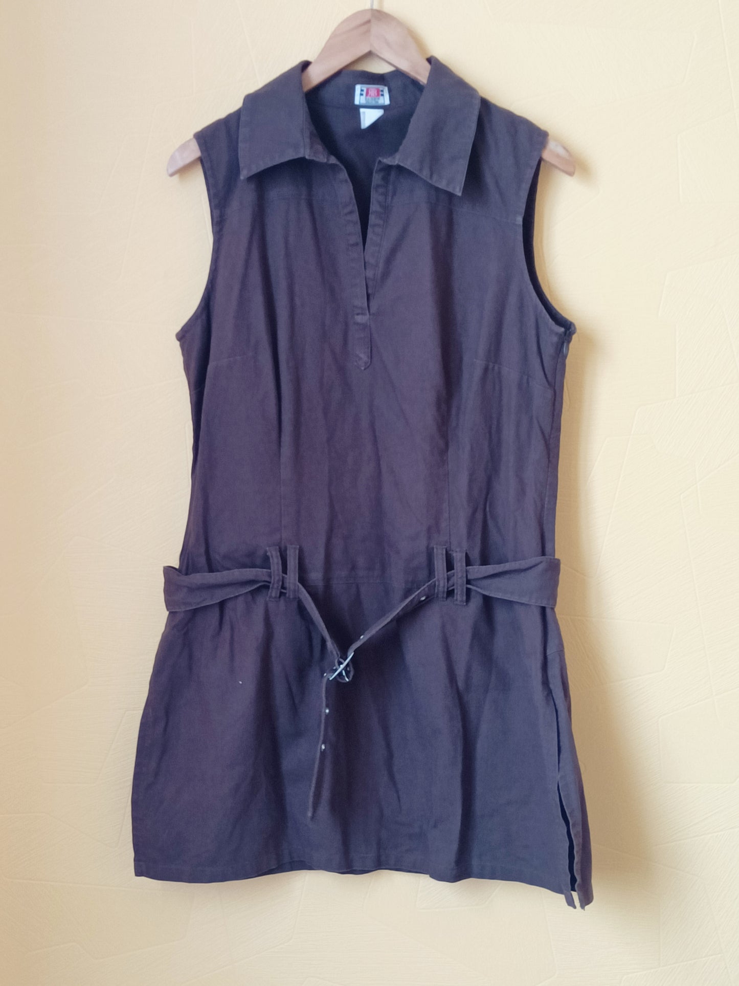 Robe sans manches avec ceinture Rainbow Collection marron Taille 44