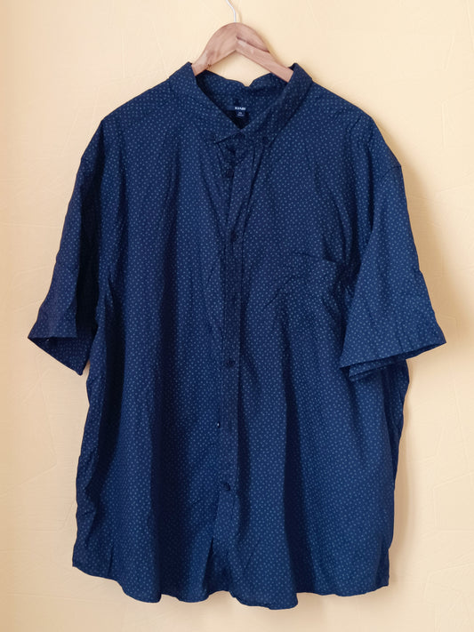 Chemise manches courtes Kiabi bleue marine à motifs Taille 6XL