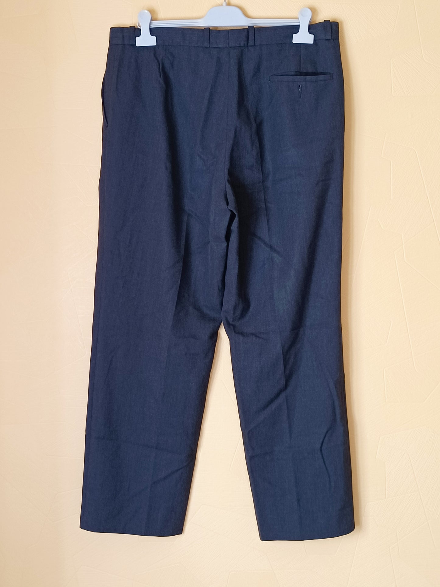 Pantalon Daniel Hechter gris anthracite Taille 46