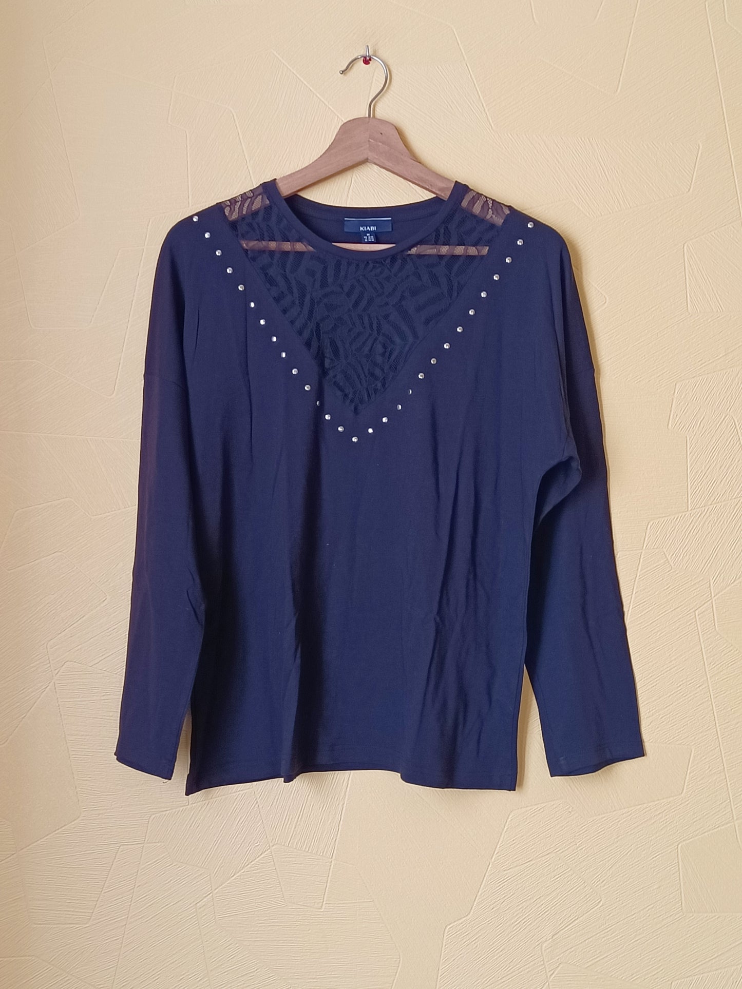 T-shirt manches longues Kiabi noir avec strass et dentelle Taille M