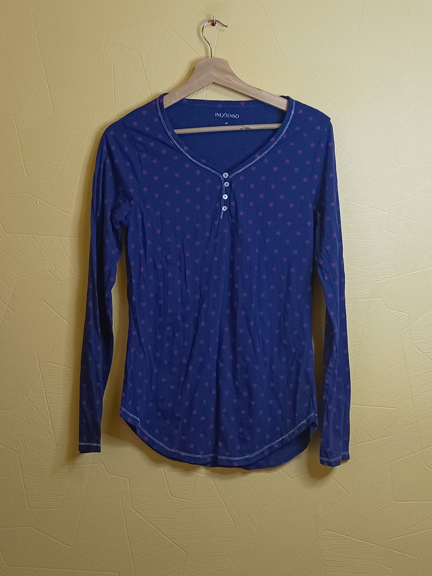 T-shirt manches longues In extenso violet avec motifs cœurs Taille M