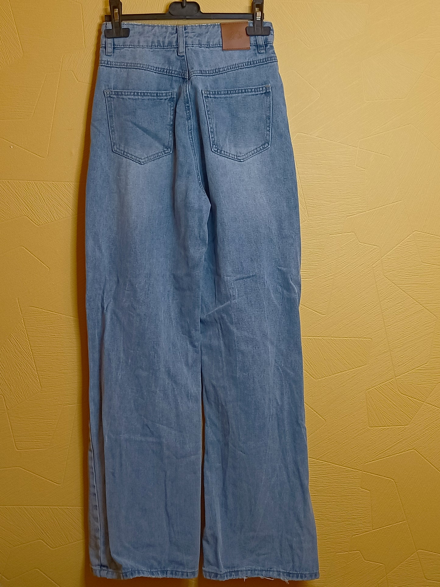 Jeans large Jennyfer bleu clair avec "trous" Taille 34