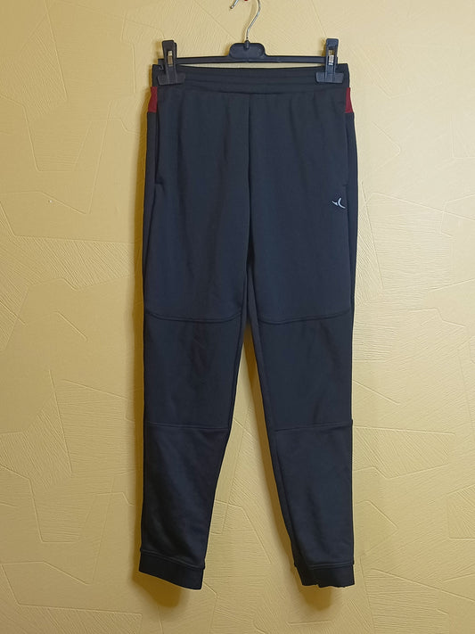 Jogging Domyos noir et bordeaux Taille 12 Ans