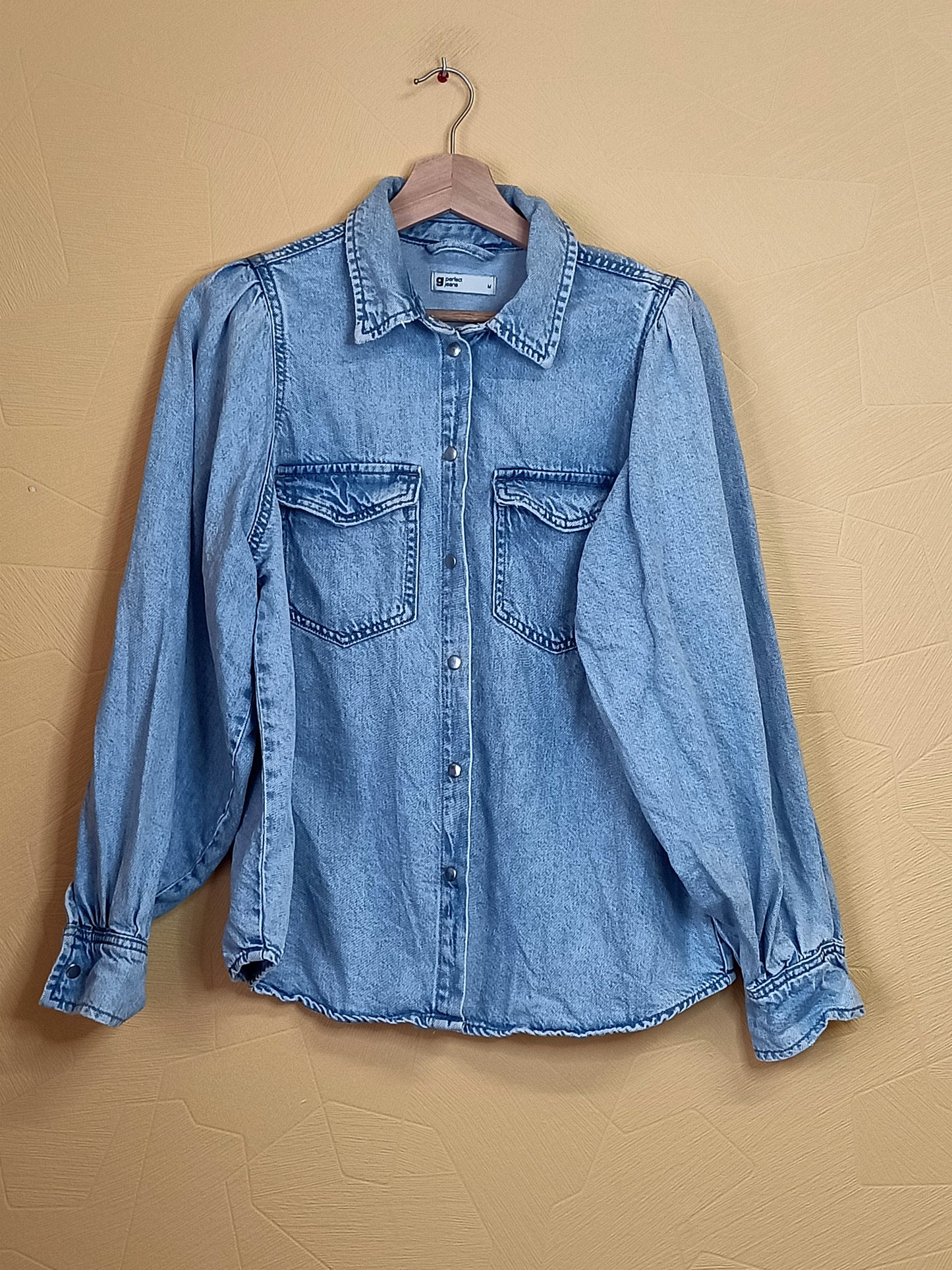 Veste en jeans manches larges Gina Tricot bleu clair Taille M