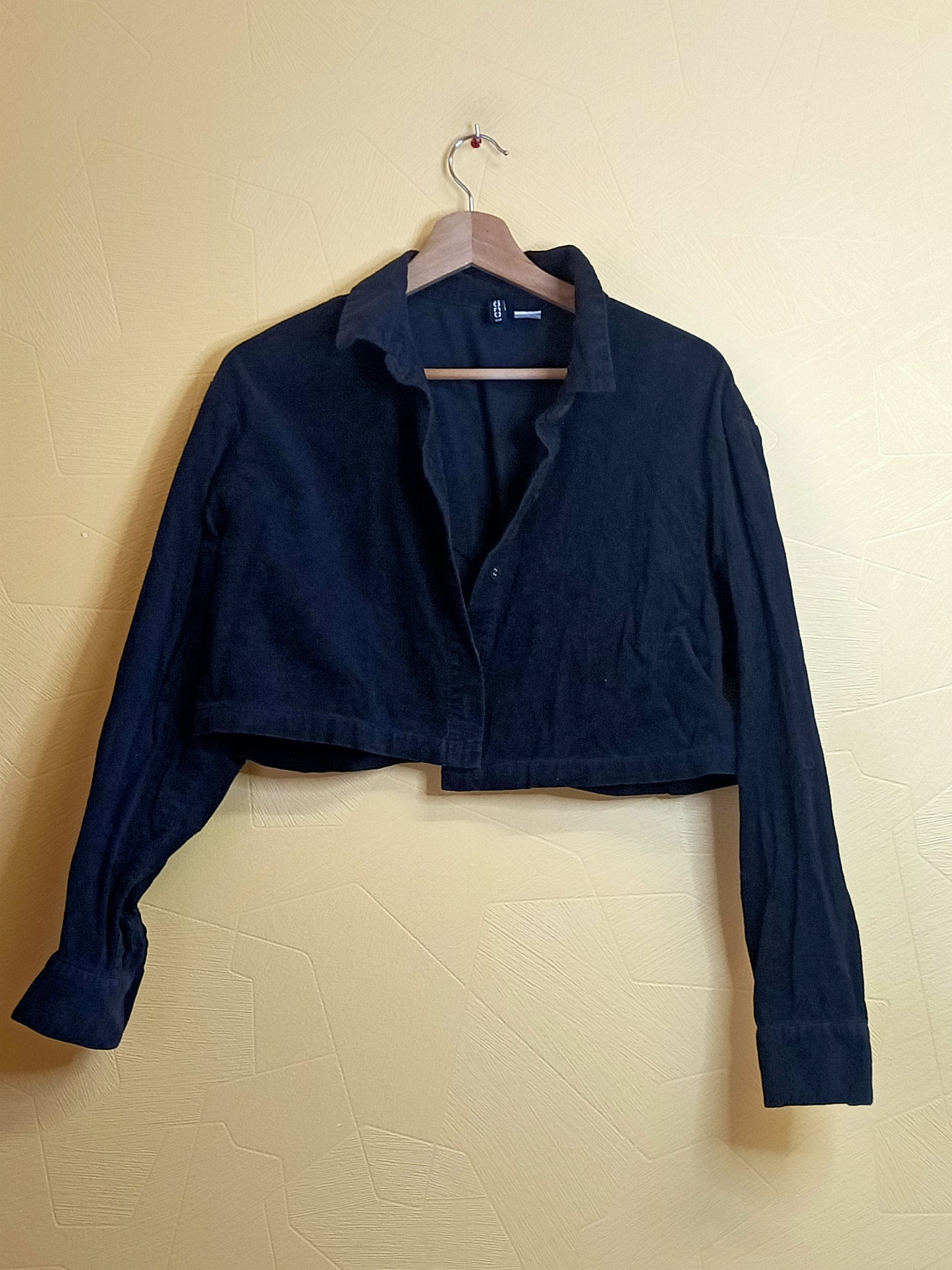 Veste courte en velours côtelé Divided noire Taille S