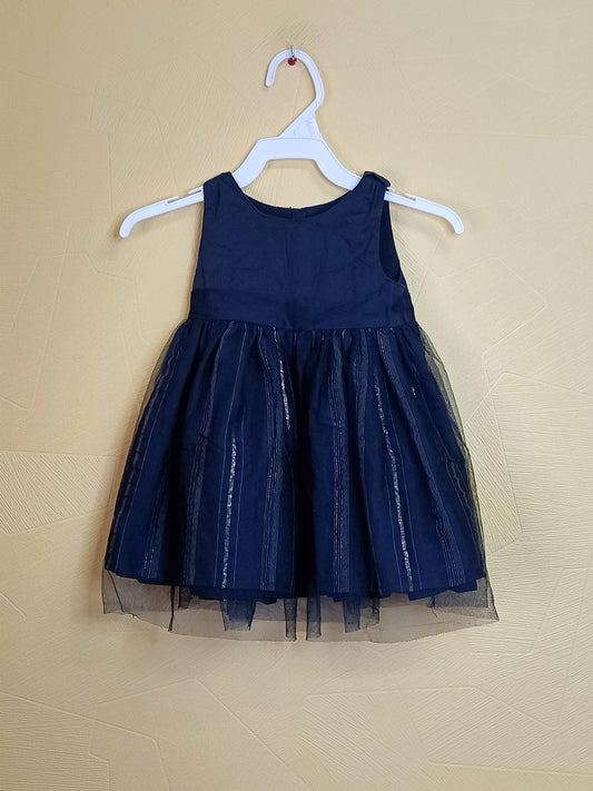 Robe sans manche Kiabi bleue marine à rayures dorées Taille 12 Mois