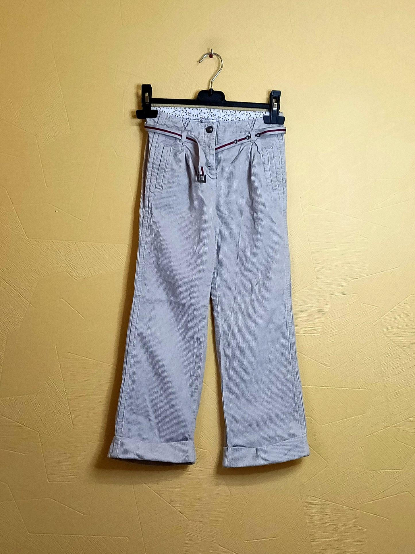 Pantalon en velours côtelé Jacadi beige avec ceinture Taille 8 Ans