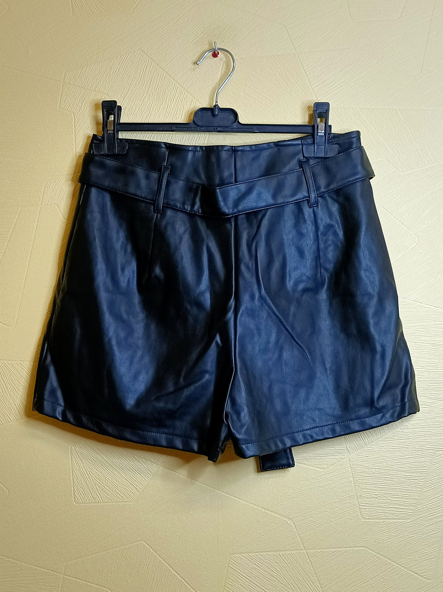 Short en similicuir Jennyfer noir Taille 36