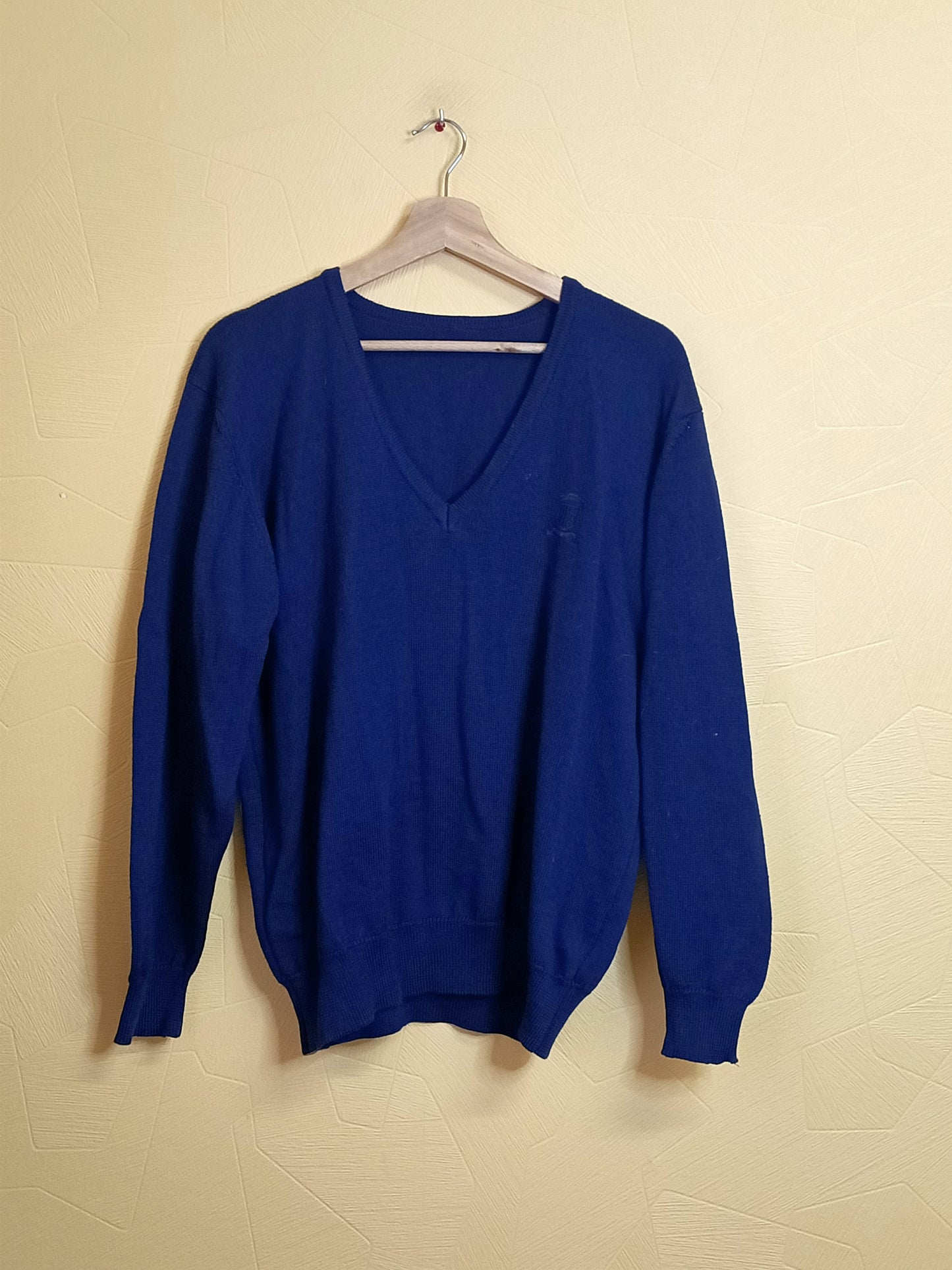 Pull col V bleu marine Taille L