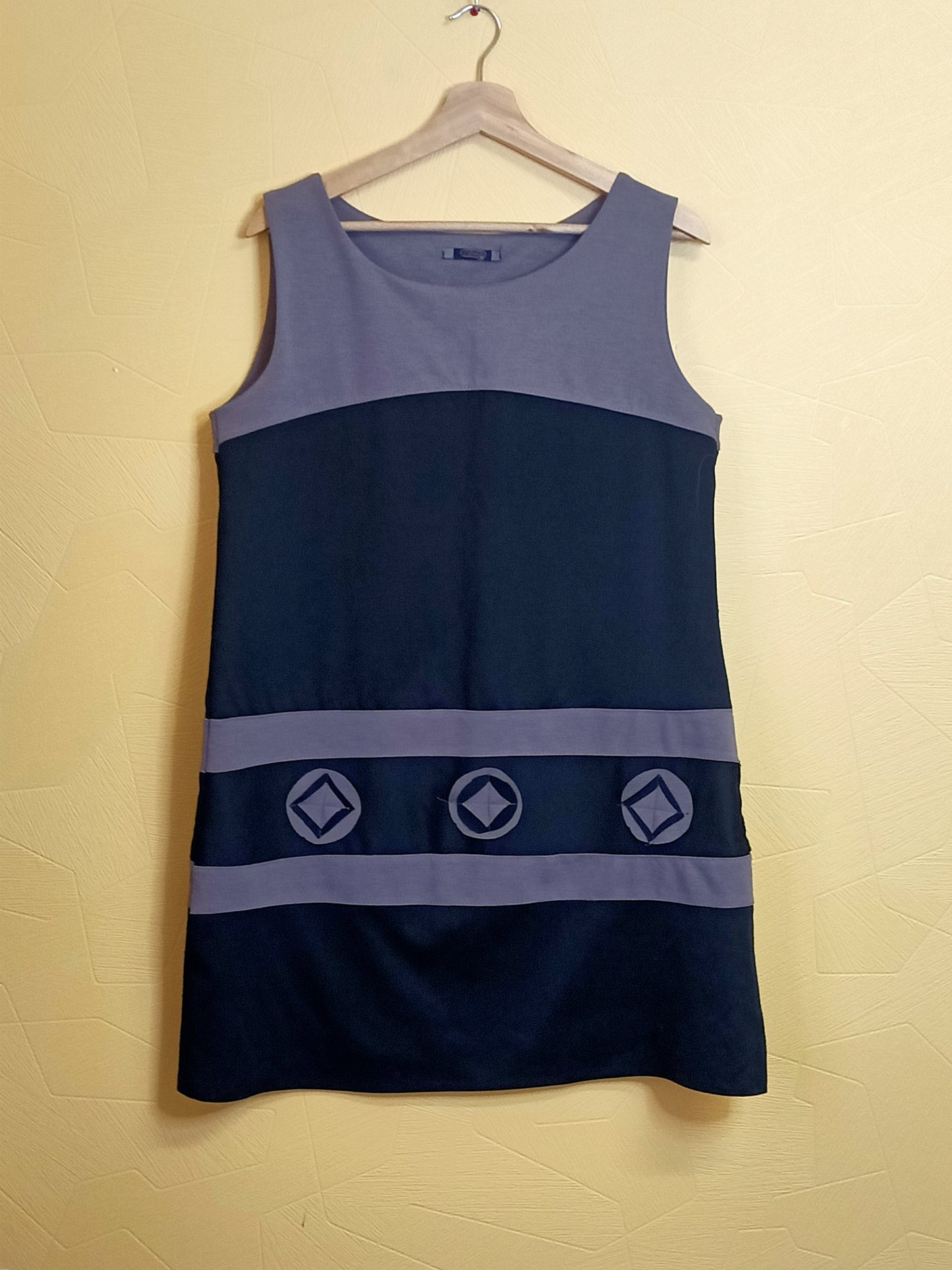 Robe sans manche Carnaby noire et marron Taille XXL