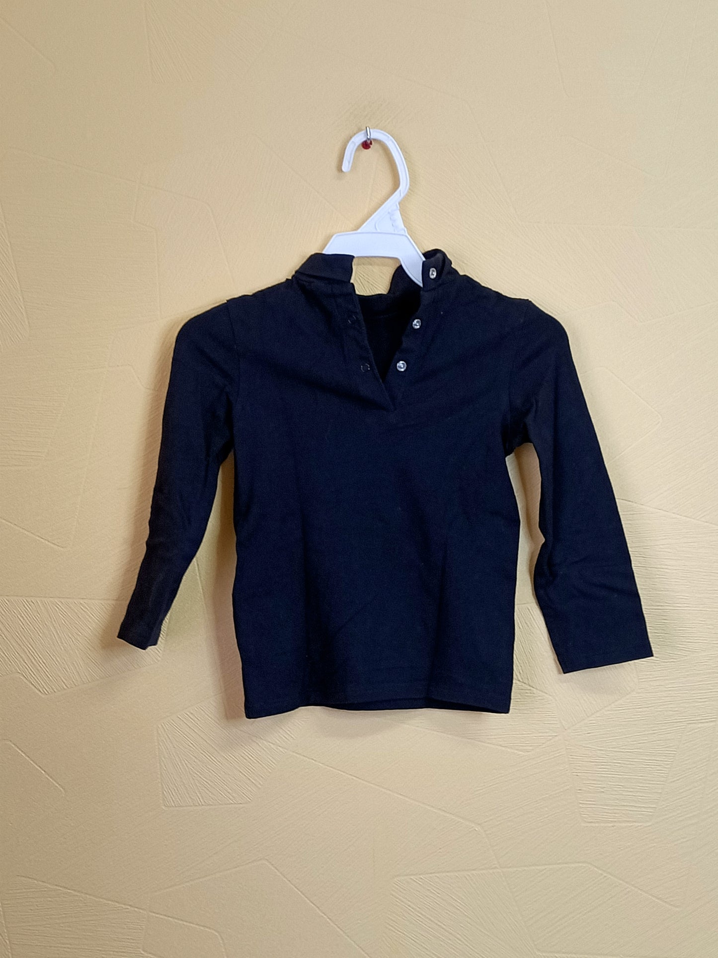 Sous pull Kiabi noir Taille 3 Ans